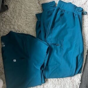 Uniforms World Scrub Set
